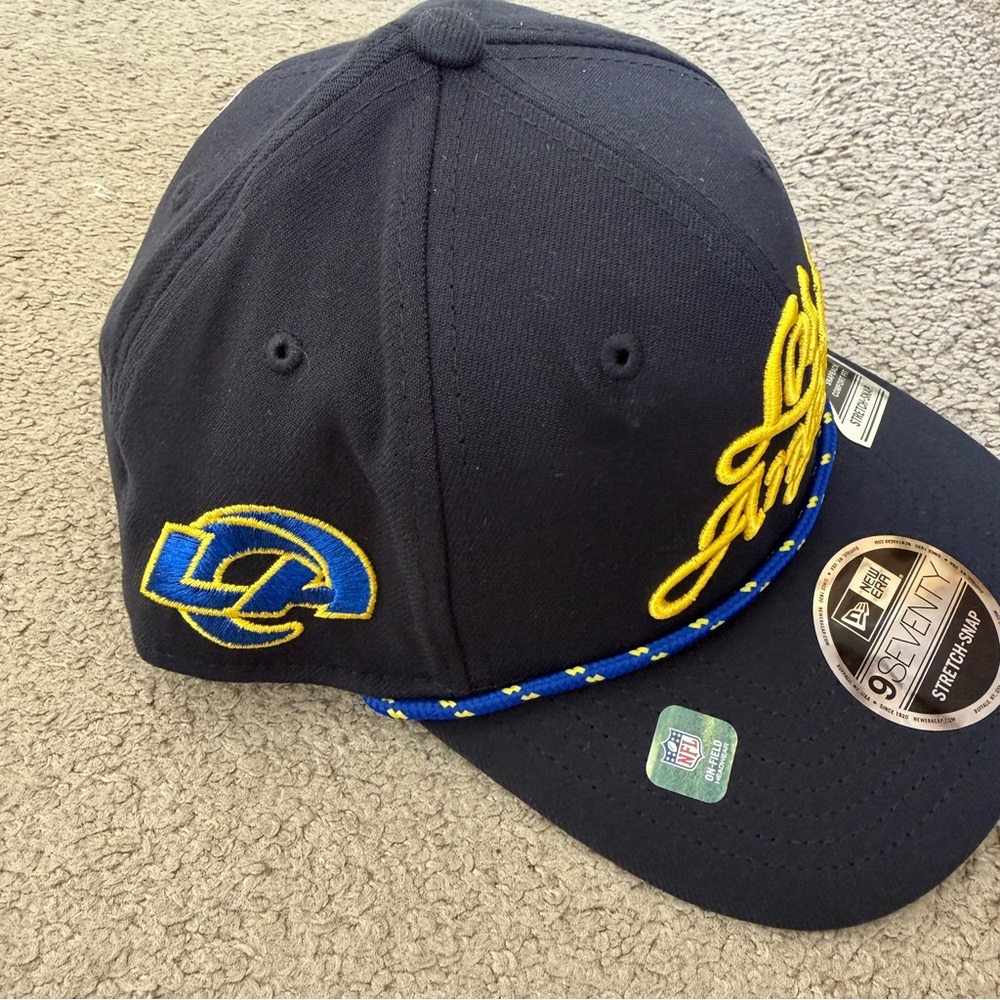 Los Angeles Rams hat - Picture 2 of 6